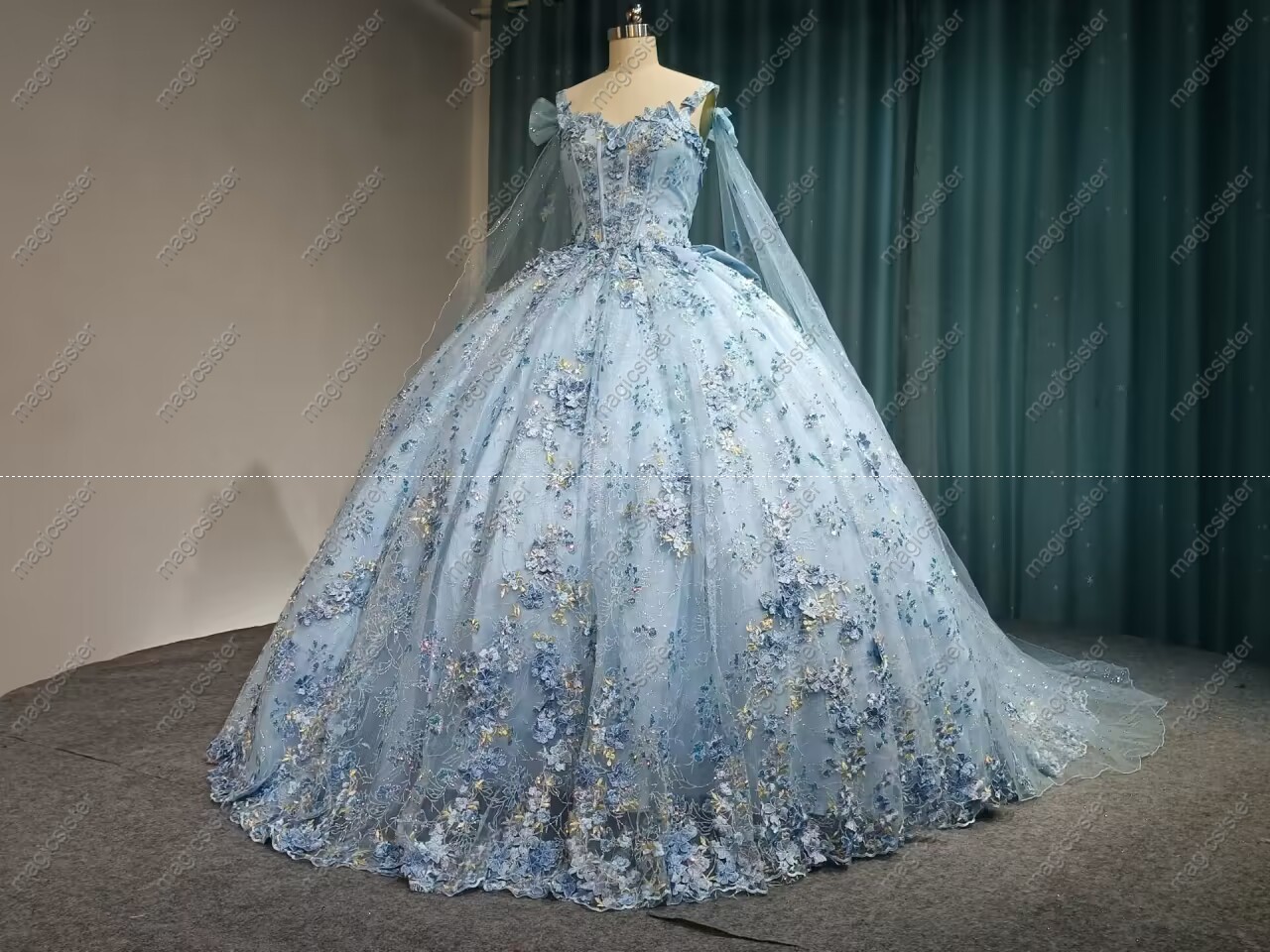Topselling Customized Quinceanera Dress