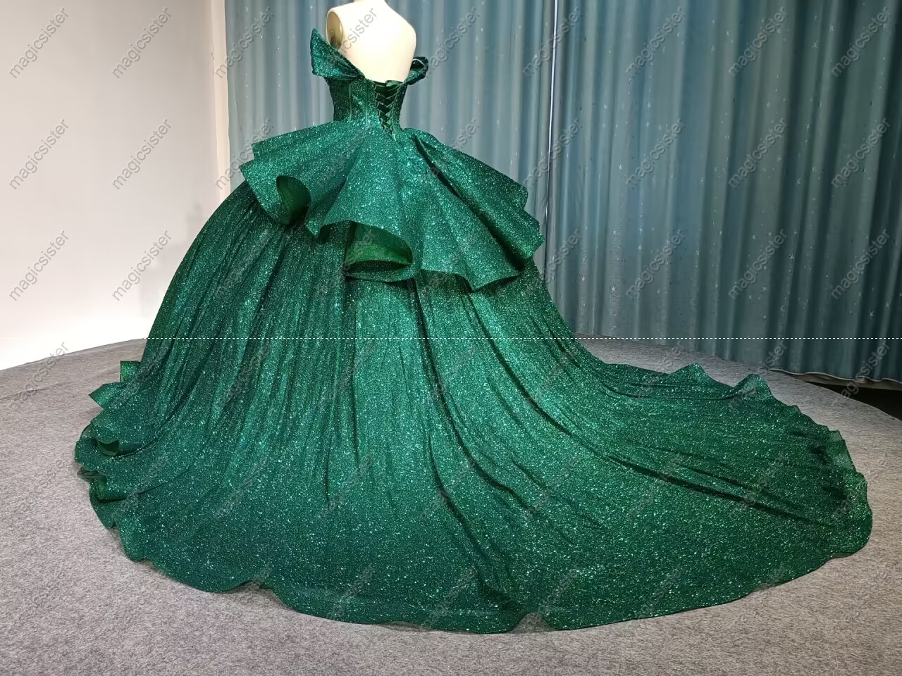 Emerald Green Superhot Unique Factory Wholesale Glitter Quinceanera Dresses