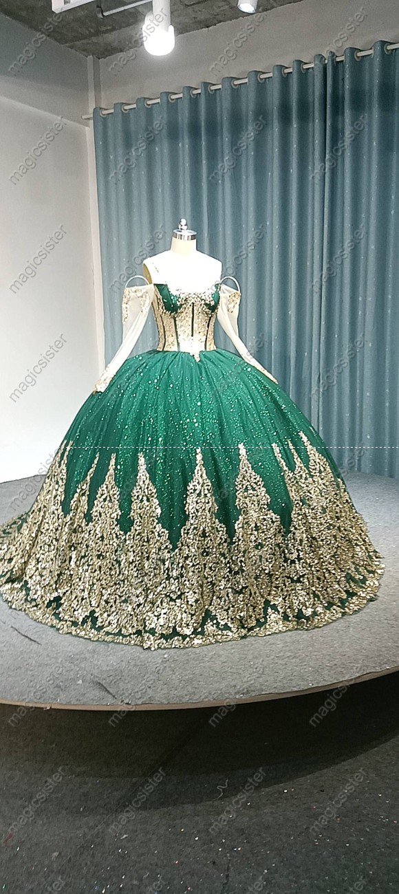 Topselling Sequin Appliques Quinceanera Dress