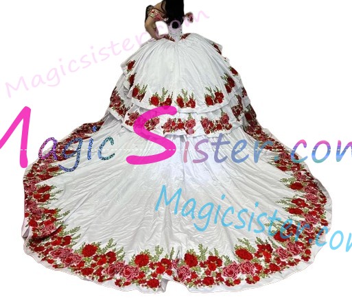 Hotselling Embroidery Charro Quinceanera Dress