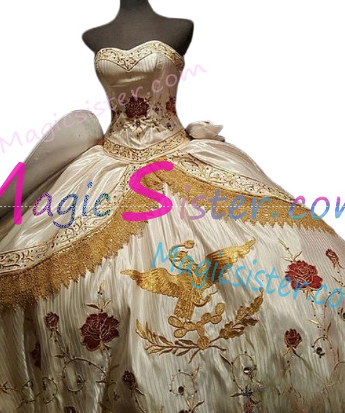 Hotselling Embroidery Charro Quinceanera Dress