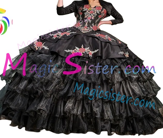 Hotselling Embroidery Charro Quinceanera Dress