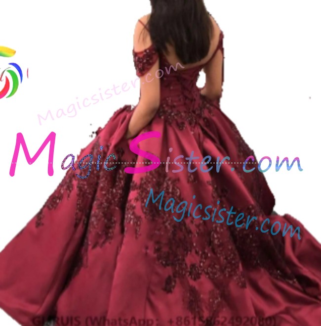 Hotselling Luxury Burgundy Quinceanera Dress