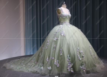 Top Selling Sage Instock 3D Flowers Quinceanera dresses