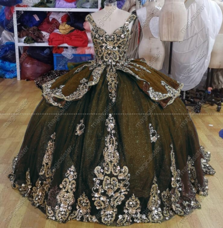 Fashionable Factory Wholesale Sequins Quinceanera Dress