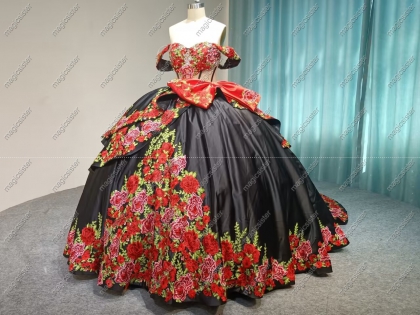 Instock Embroidery Quninceanera Dress